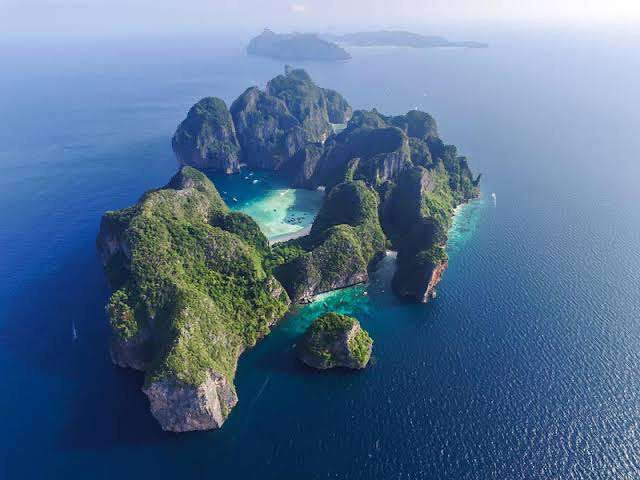 PHI PHI ISLANDS