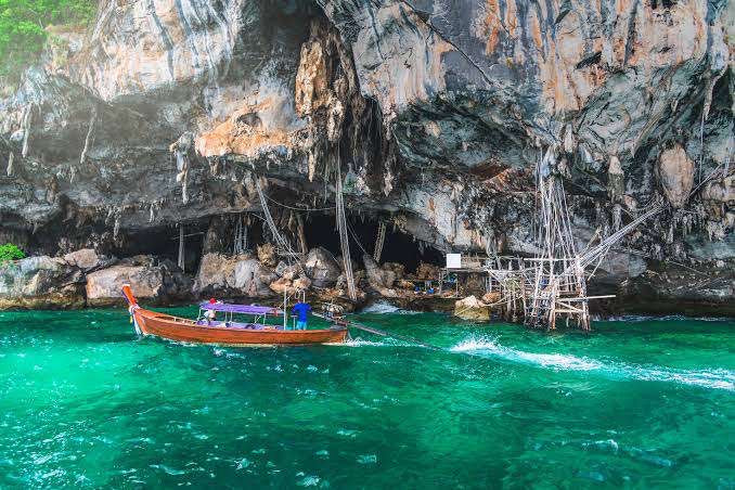 PHI PHI ISLANDS