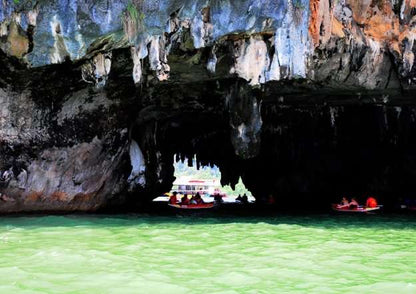 JAMES BOND ISLANDS