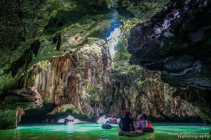 JAMES BOND ISLANDS