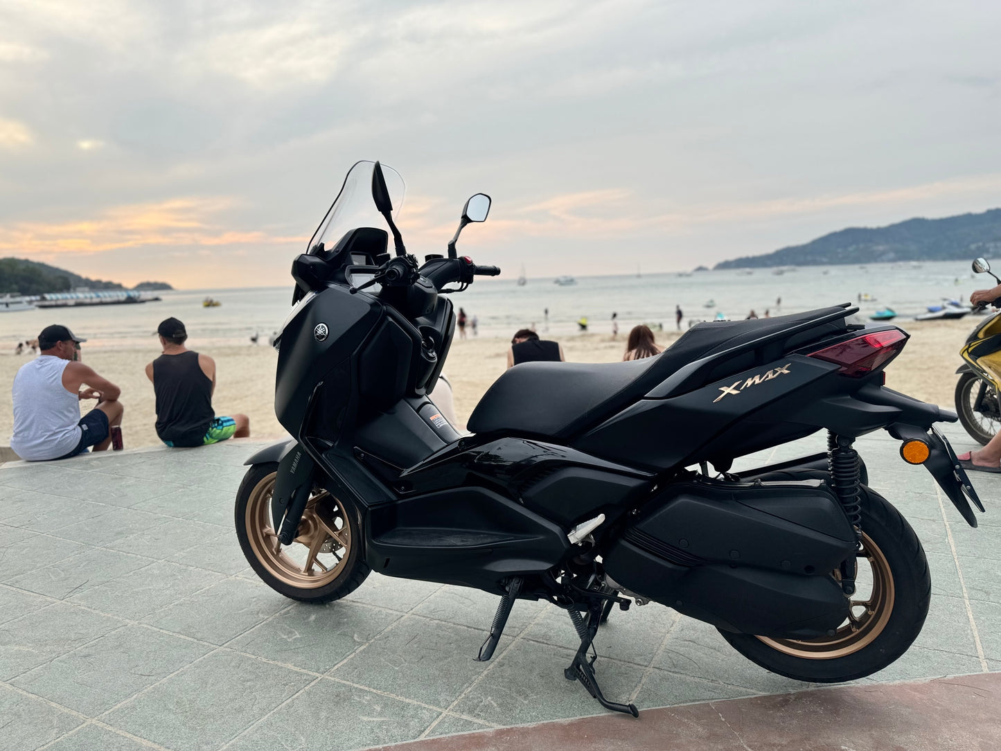 YAMAHA XMAX300 - OLD